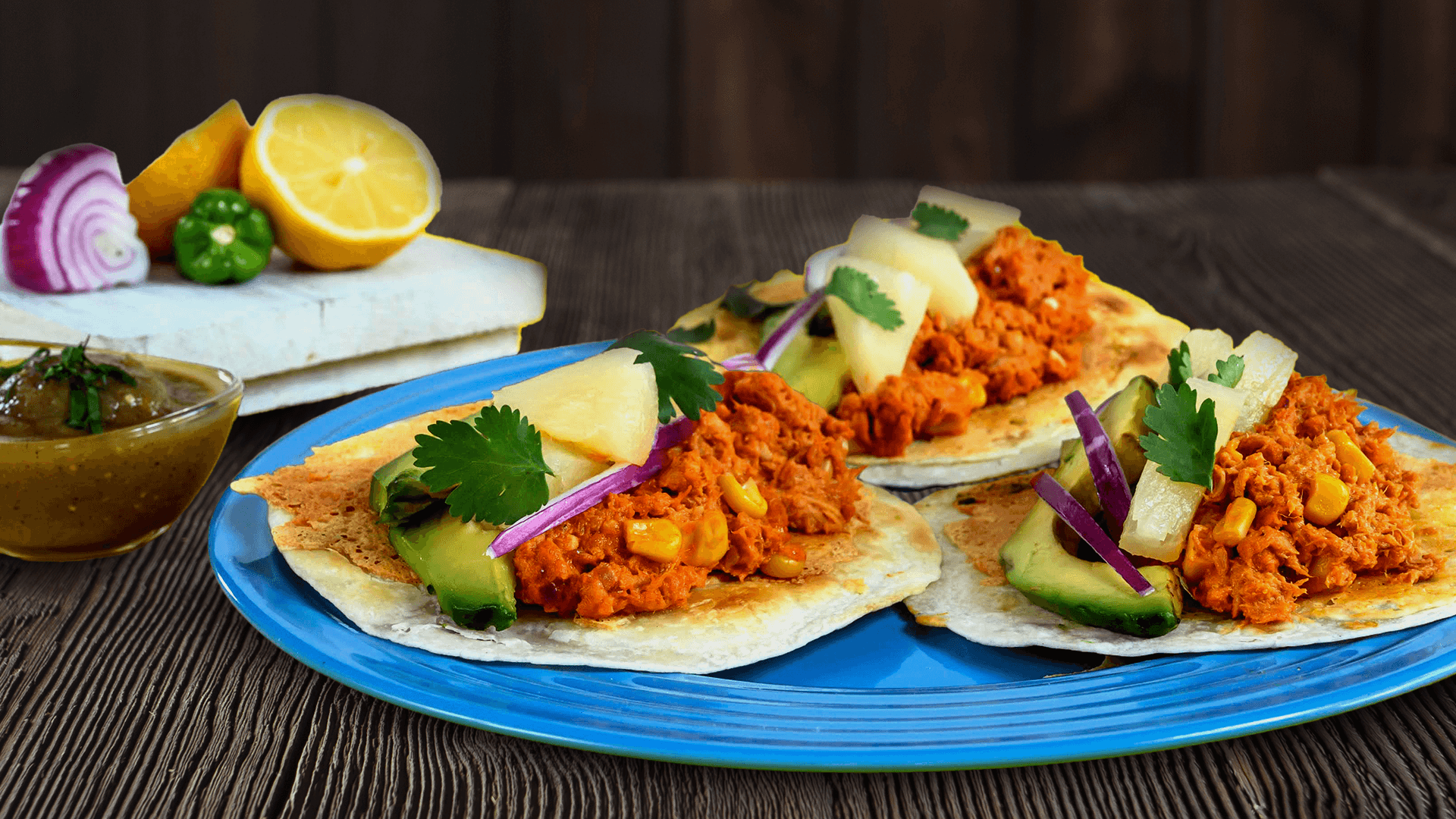 tacos-de-atun-con-salsa-tatemada-1920x1080